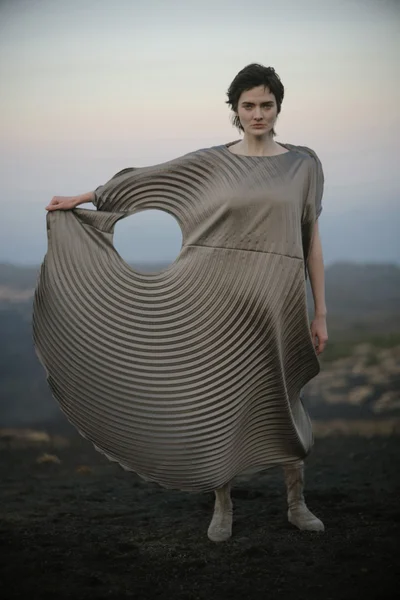 Look 28